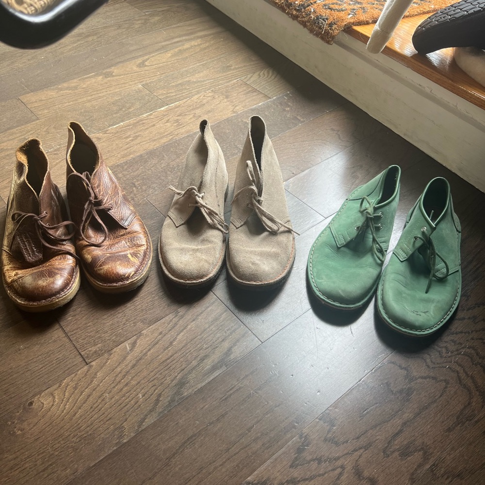 Men’s 9 Clark originals size 9 crepe sole desert boot lot used leather